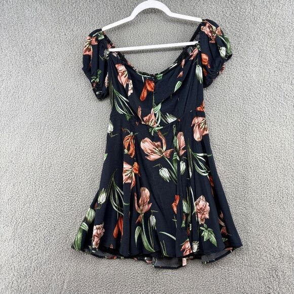 ASTR the Label Off the Shoulder Floral Mini Dress size medium vacation tropical - Picture 4 of 14